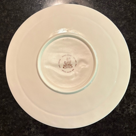 Belleek Ireland Limited Edition Christmas 1982 Decorative Plate - Picture 3 of 5
